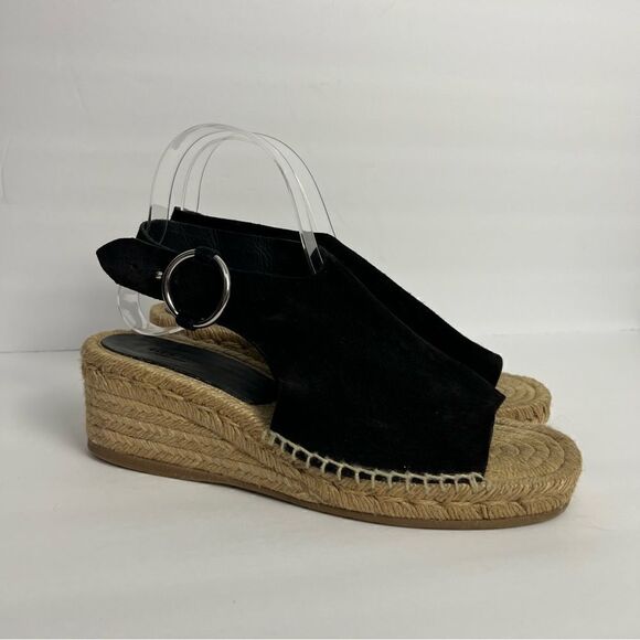 Sold  - Picture 4 of 13